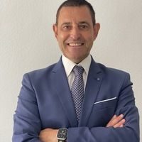 Dr. José Luis Calvo Guirado